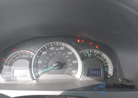 2013 Toyota Camry Se z USA, uszkodzony, nr VIN 4T1BF1FK1DU268183